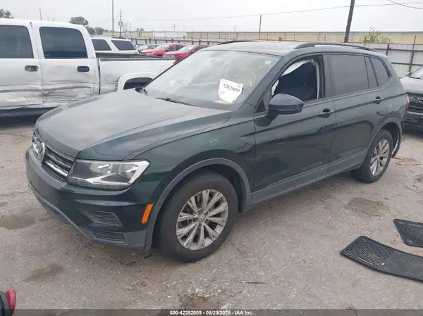 3VV1B7AXXKM002312 2019 VOLKSWAGEN TIGUAN - Image 2