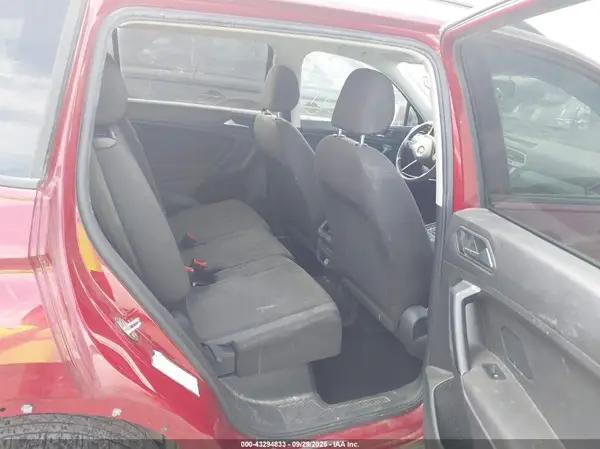 3VV1B7AXXKM075633 2019 VOLKSWAGEN TIGUAN - Image 8