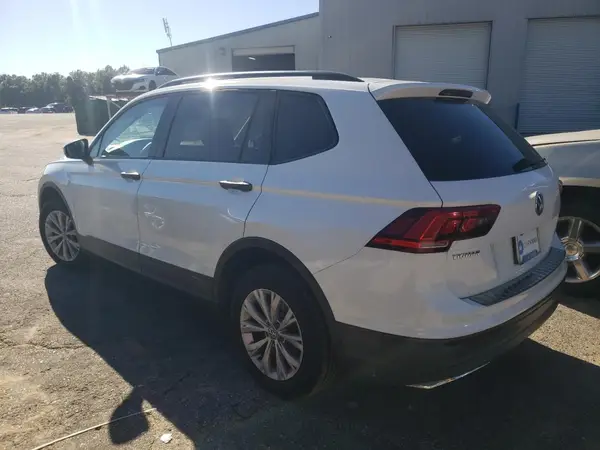 3VV1B7AXXKM090200 2019 VOLKSWAGEN TIGUAN - Image 2