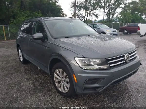 3VV1B7AXXKM140285 2019 VOLKSWAGEN TIGUAN - Image 1