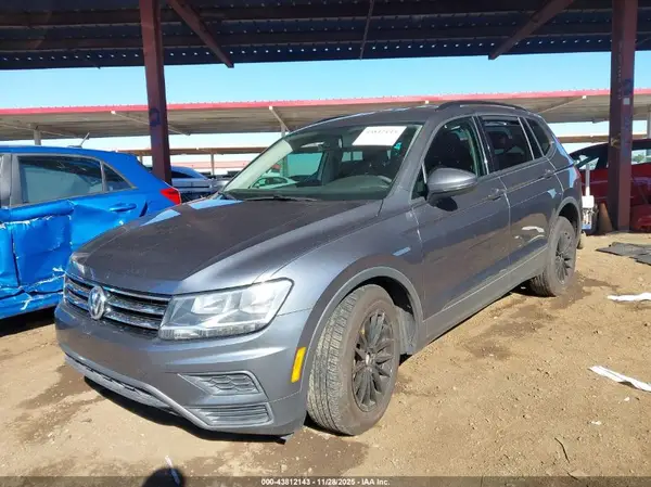 3VV1B7AXXKM201554 2019 VOLKSWAGEN TIGUAN - Image 2