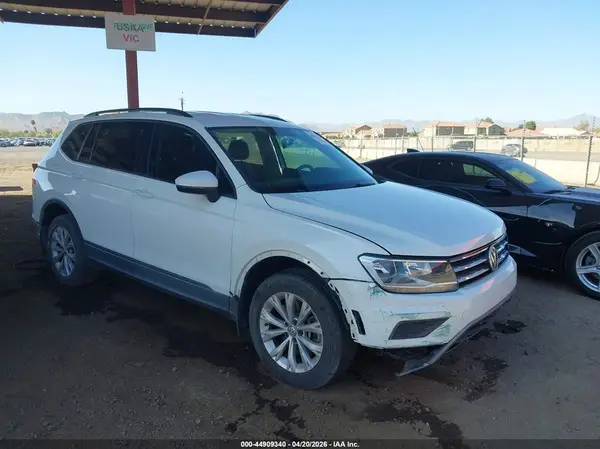 3VV1B7AXXLM048174 2020 VOLKSWAGEN TIGUAN - Image 1