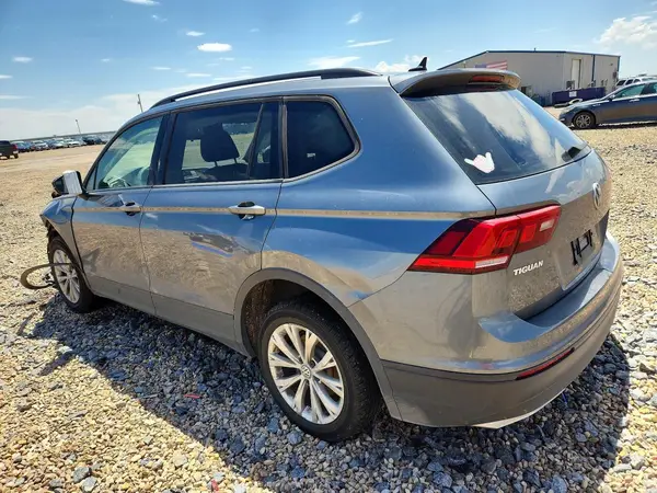 3VV1B7AXXLM132575 2020 VOLKSWAGEN TIGUAN - Image 2
