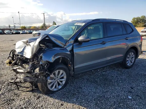 3VV1B7AXXLM150834 2020 VOLKSWAGEN TIGUAN - Image 1