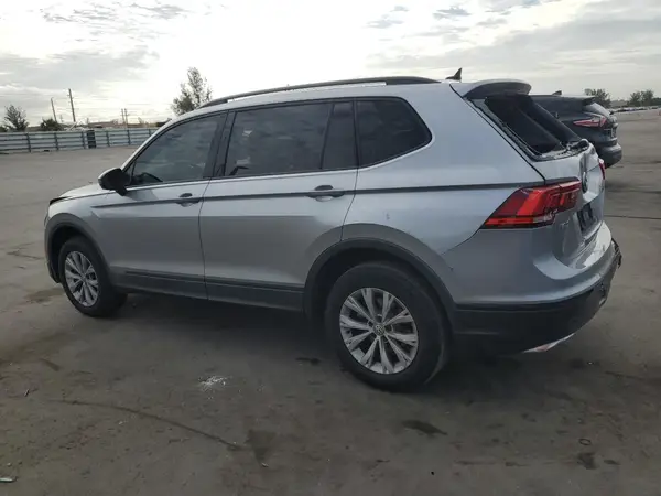 3VV1B7AXXLM171831 2020 VOLKSWAGEN TIGUAN - Image 2