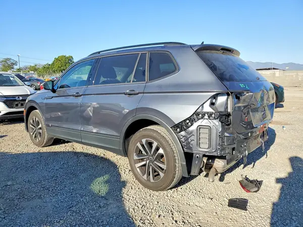 3VV1B7AXXNM014593 2022 VOLKSWAGEN TIGUAN - Image 2