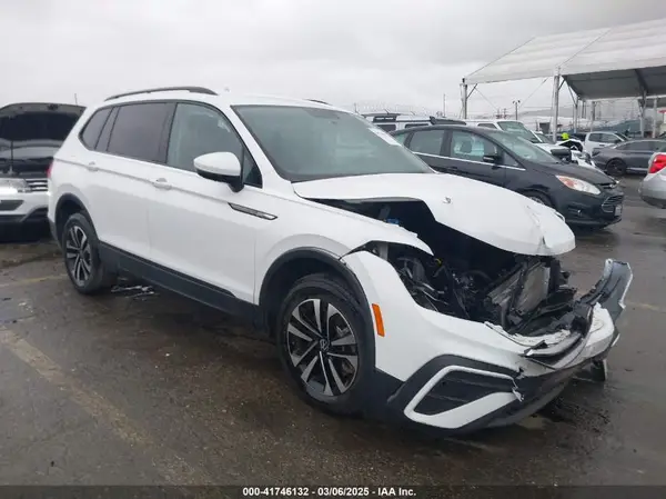 3VV1B7AXXNM149461 2022 VOLKSWAGEN TIGUAN - Image 1