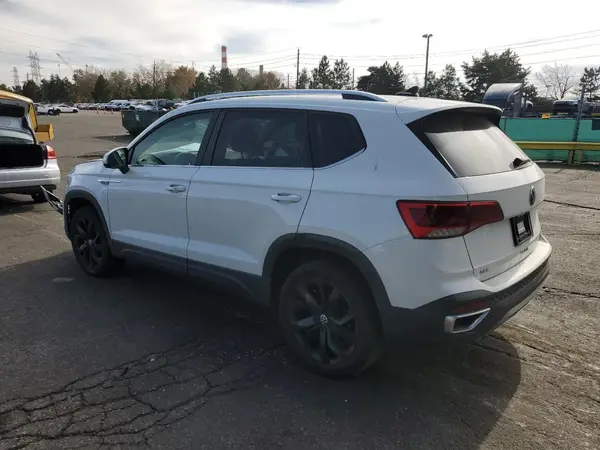 3VV1X7B22NM018190 2022 VOLKSWAGEN TAOS - Image 2