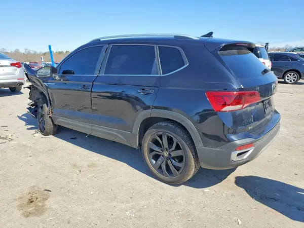 3VV1X7B26NM009766 2022 VOLKSWAGEN TAOS - Image 2