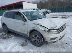 3VV2B7AX0JM001057 2018 VOLKSWAGEN TIGUAN