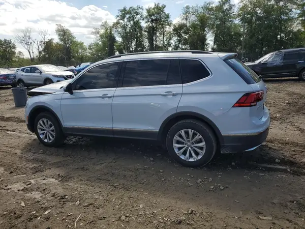 3VV2B7AX0JM006307 2018 VOLKSWAGEN TIGUAN - Image 2