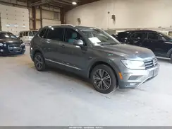 3VV2B7AX0JM013077 2018 VOLKSWAGEN TIGUAN