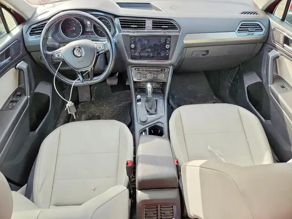 3VV2B7AX0JM029540 2018 VOLKSWAGEN TIGUAN - Image 8