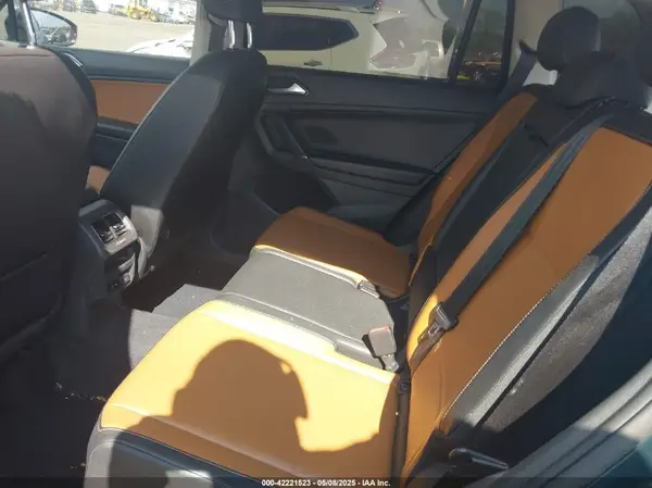 3VV2B7AX0JM047200 2018 VOLKSWAGEN TIGUAN - Image 8