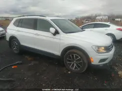 3VV2B7AX0JM067141 2018 VOLKSWAGEN TIGUAN