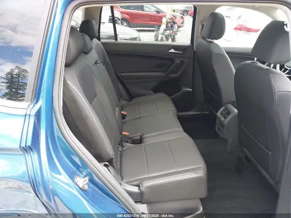 3VV2B7AX0JM073361 2018 VOLKSWAGEN TIGUAN - Image 8