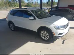 3VV2B7AX0JM073893 2018 VOLKSWAGEN TIGUAN