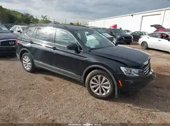 3VV2B7AX0JM083355 2018 VOLKSWAGEN TIGUAN