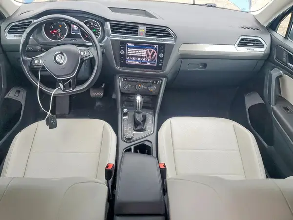 3VV2B7AX0JM102714 2018 VOLKSWAGEN TIGUAN - Image 8