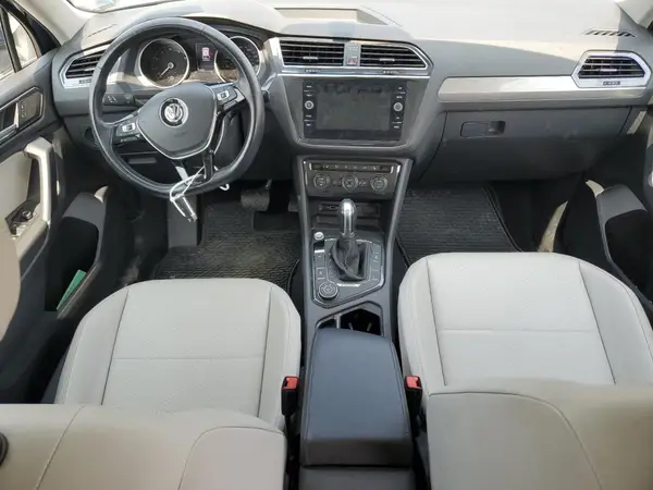3VV2B7AX0JM120193 2018 VOLKSWAGEN TIGUAN - Image 8