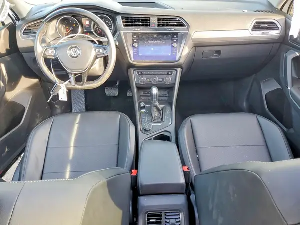 3VV2B7AX0JM120310 2018 VOLKSWAGEN TIGUAN - Image 8