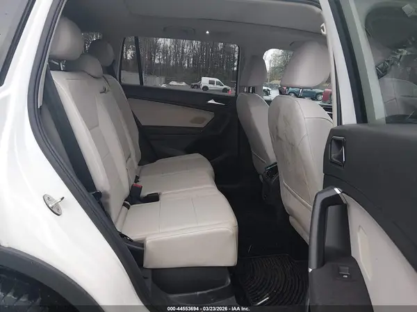 3VV2B7AX0JM144588 2018 VOLKSWAGEN TIGUAN - Image 8