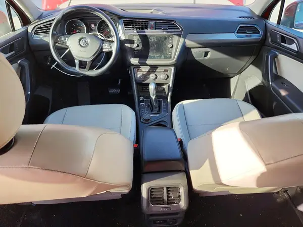 3VV2B7AX0JM163514 2018 VOLKSWAGEN TIGUAN - Image 8