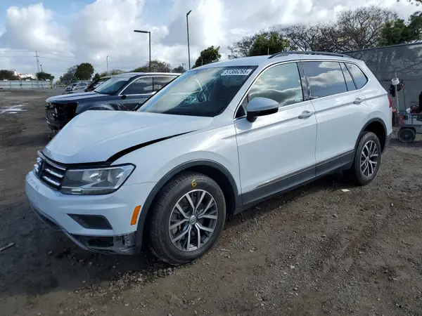 3VV2B7AX0JM200187 2018 VOLKSWAGEN TIGUAN - Image 1