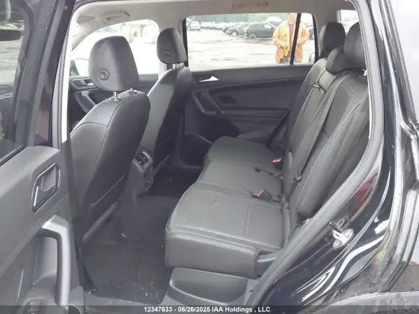 3VV2B7AX0JM218737 2018 VOLKSWAGEN TIGUAN - Image 8