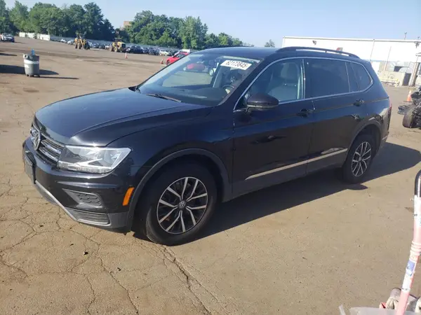 3VV2B7AX0JM220620 2018 VOLKSWAGEN TIGUAN - Image 1