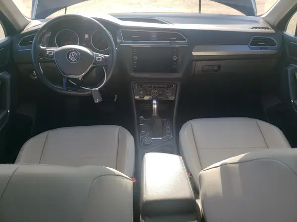 3VV2B7AX0JM220620 2018 VOLKSWAGEN TIGUAN - Image 8