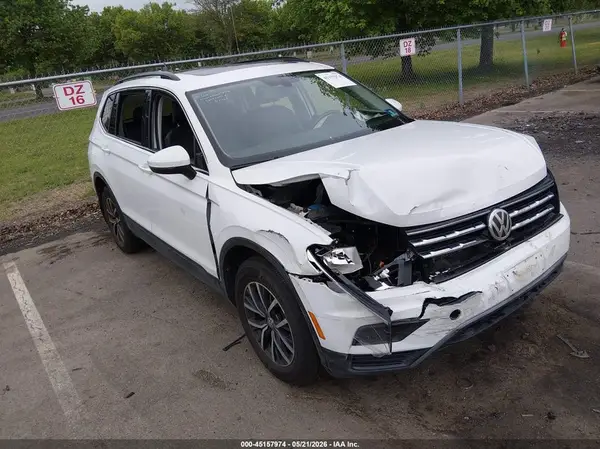 3VV2B7AX0KM010018 2019 VOLKSWAGEN TIGUAN - Image 1