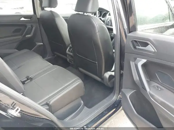 3VV2B7AX0KM012397 2019 VOLKSWAGEN TIGUAN - Image 8