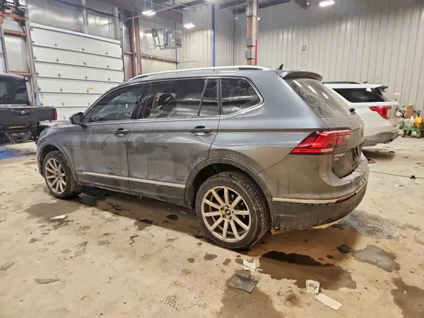 3VV2B7AX0KM027062 2019 VOLKSWAGEN TIGUAN - Image 2