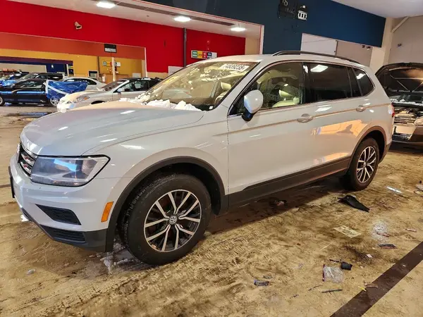 3VV2B7AX0KM035758 2019 VOLKSWAGEN TIGUAN