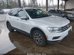 3VV2B7AX0KM045528 2019 VOLKSWAGEN TIGUAN