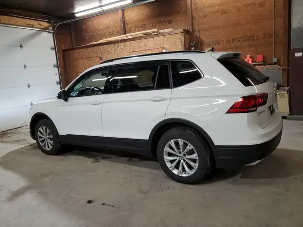 3VV2B7AX0KM051331 2019 VOLKSWAGEN TIGUAN - Image 2
