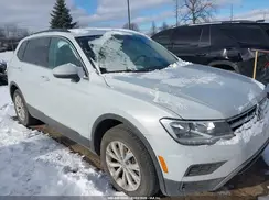 3VV2B7AX0KM051653 2019 VOLKSWAGEN TIGUAN
