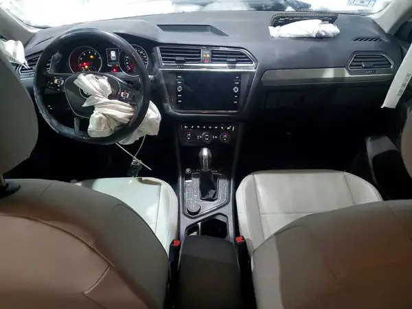 3VV2B7AX0KM052821 2019 VOLKSWAGEN TIGUAN - Image 8
