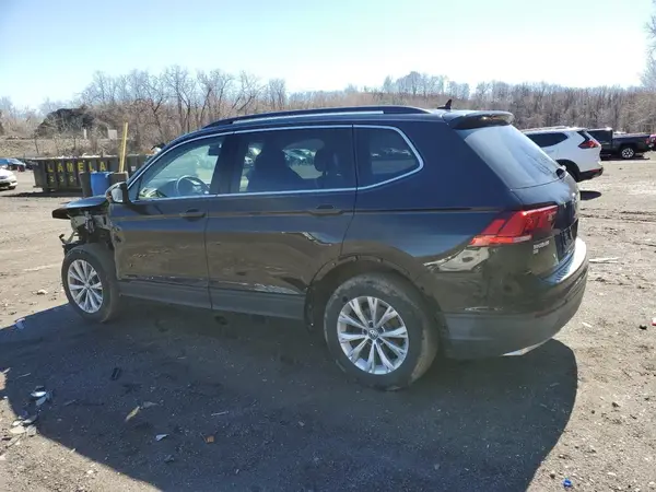3VV2B7AX0KM053189 2019 VOLKSWAGEN TIGUAN - Image 2