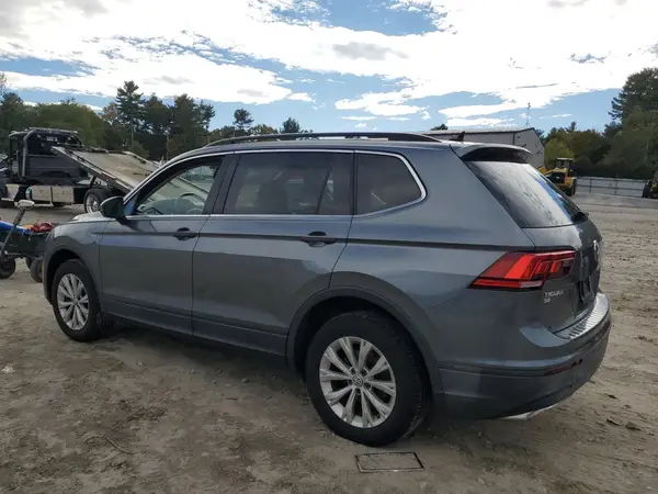 3VV2B7AX0KM056559 2019 VOLKSWAGEN TIGUAN - Image 2