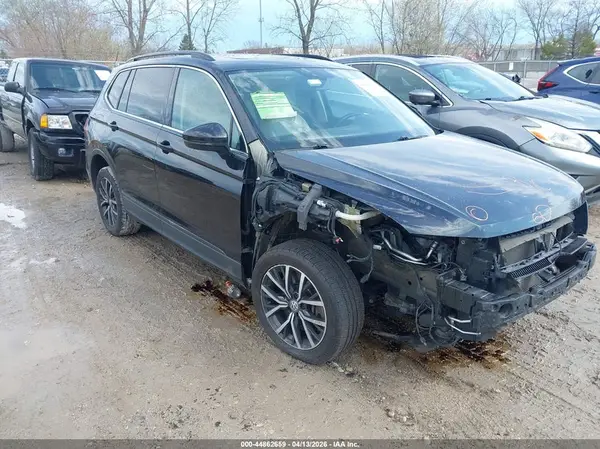 3VV2B7AX0KM059283 2019 VOLKSWAGEN TIGUAN - Image 1