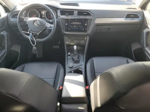 3VV2B7AX0KM067979 2019 VOLKSWAGEN TIGUAN - Image 8