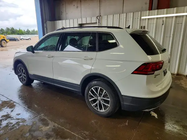 3VV2B7AX0KM081462 2019 VOLKSWAGEN TIGUAN - Image 2