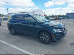 3VV2B7AX0KM097533 2019 VOLKSWAGEN TIGUAN