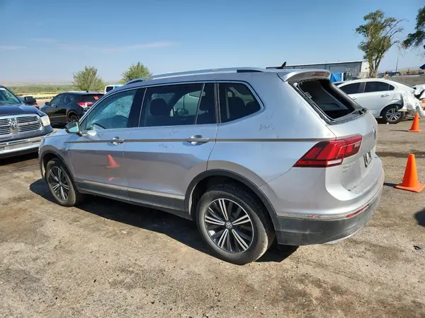3VV2B7AX0KM102987 2019 VOLKSWAGEN TIGUAN - Image 2