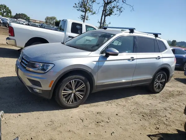 3VV2B7AX0KM110961 2019 VOLKSWAGEN TIGUAN - Image 1