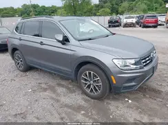 3VV2B7AX0KM131793 2019 VOLKSWAGEN TIGUAN