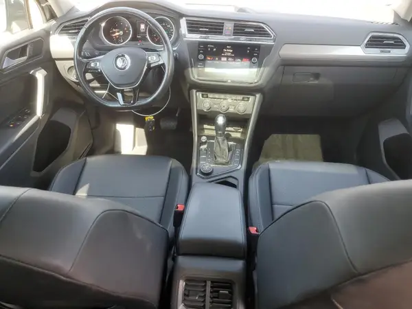 3VV2B7AX0KM134919 2019 VOLKSWAGEN TIGUAN - Image 8