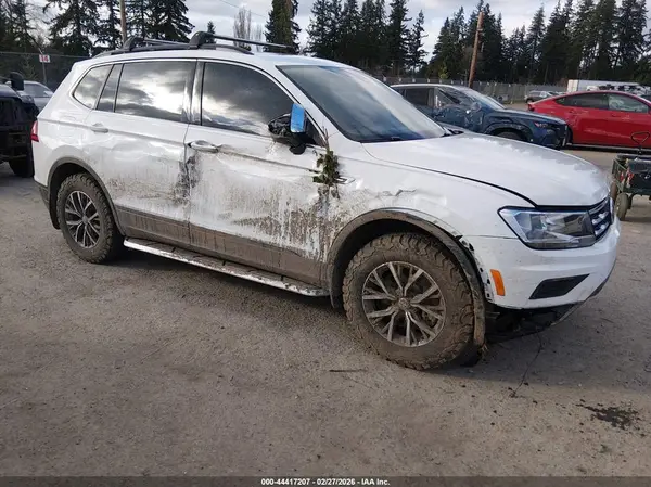 3VV2B7AX0KM142762 2019 VOLKSWAGEN TIGUAN - Image 1